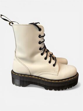 Dr. Martens Jadon Boot Smooth Leather Platform, White